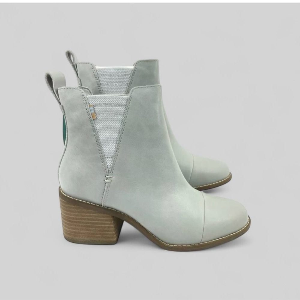 Tom’s Women’s Glacier Gray Leather Esme Boot. Like New! Size 8.5